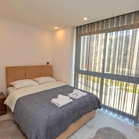 Cruise 2bed In Kyrenia In Luxury Complex By Holidaykeys דירה קיירניה