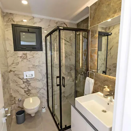 Cruise 2bed In Kyrenia In Luxury Complex By Holidaykeys * Кирения