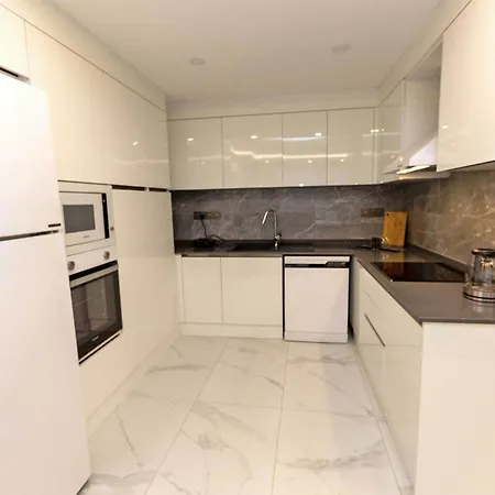 Apartament Cruise 2bed In Kyrenia In Luxury Complex By Holidaykeys